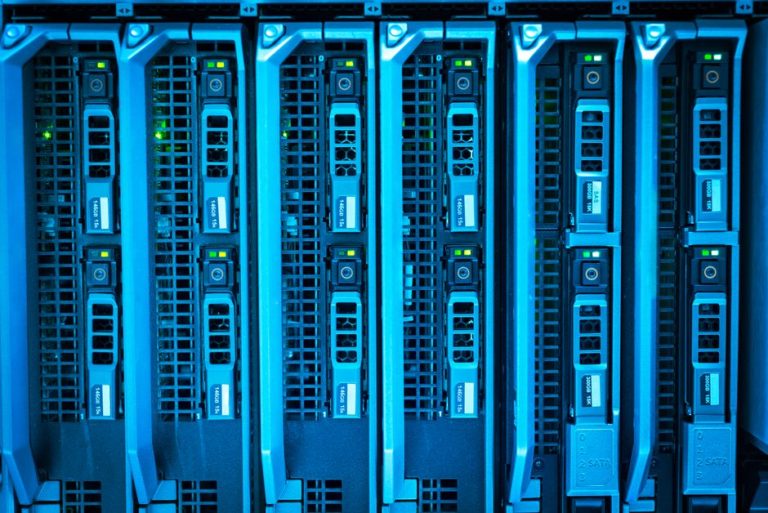 How to Build a Proxmox VE Cluster: Step-by-Step Guide