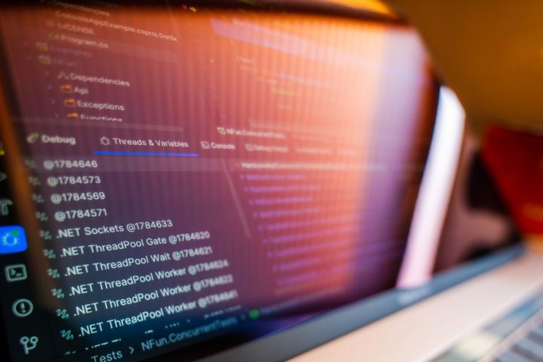 Kubernetes Troubleshooting Guide: How to Debug Pods and Services