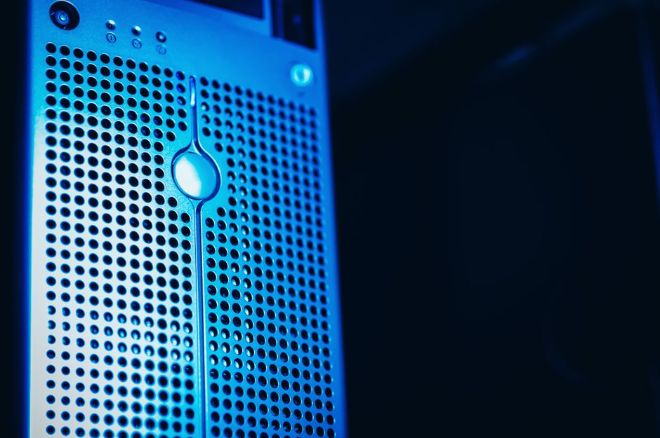 You are currently viewing Linux Server Hardening: 10 Ubuntu and RHEL Best Practices