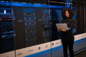 Read more about the article RHEL vs Rocky Linux: 5 Best CentOS Alternatives in 2026